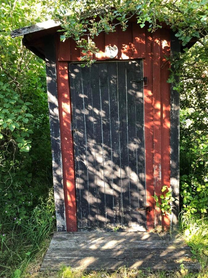 Semesterhus I Stockholms Skaergard, Runmaroe Vaermdoe Namdo Esterno foto